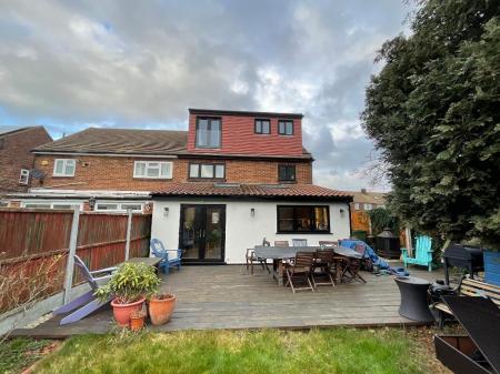 REAR GARDEN approx 60ft