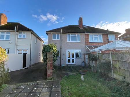 REAR GARDEN approx 60ft