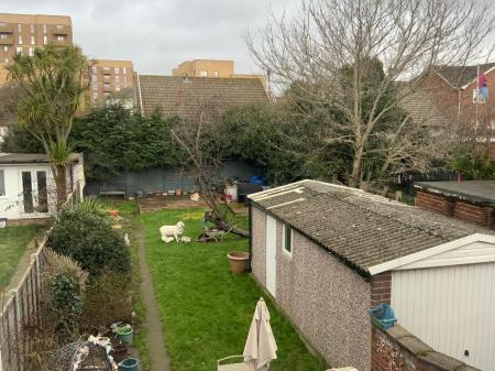 REAR GARDEN approx 90ft