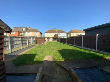 REAR GARDEN approx 95ft