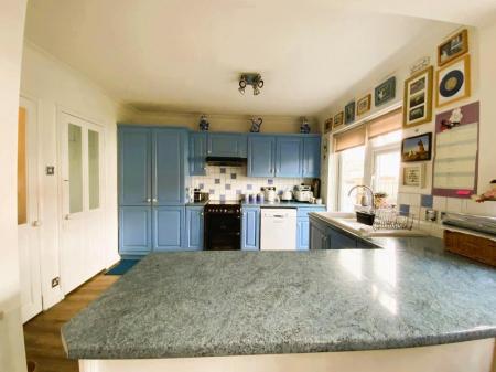 KITCHEN/RECEPTION TWO 26' x 11'