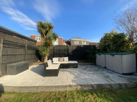 REAR GARDEN approx 80ft