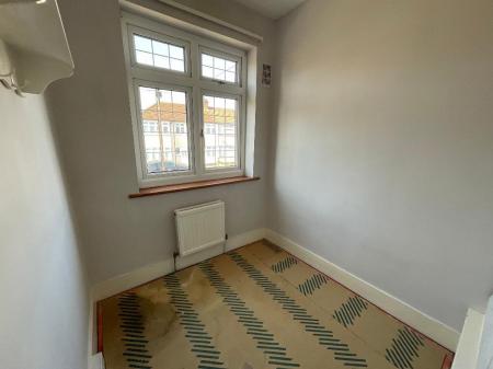 BEDROOM THREE 7'5 x 5'11