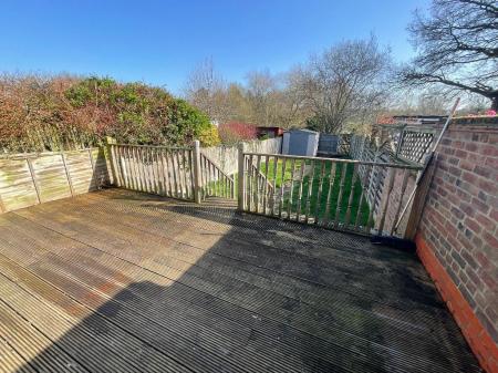 REAR GARDEN approx 90ft