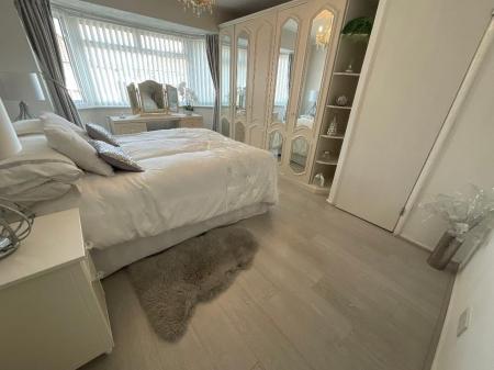 BEDROOM ONE 14'6 x 11'1