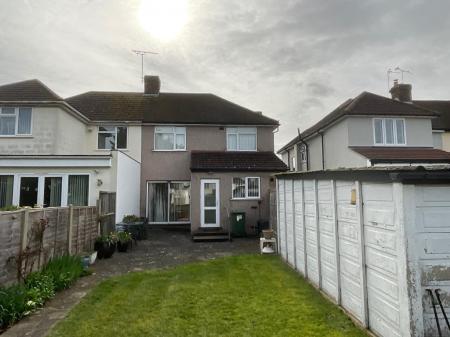 REAR GARDEN approx 80ft