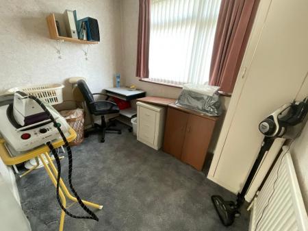 BEDROOM THREE 8'9 x 6'7