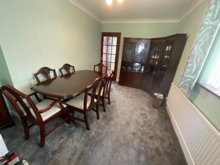 DINING ROOM 12'8 x 8'9