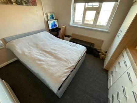 BEDROOM TWO 10'6 x 10'2