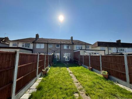 REAR GARDEN approx 90ft