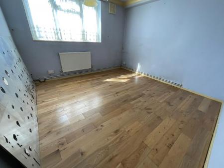 BEDROOM ONE 11'1 x 11'