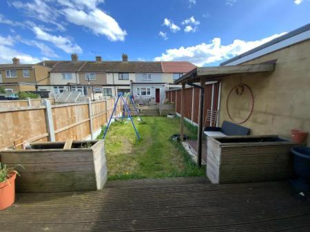 REAR GARDEN approx 70ft