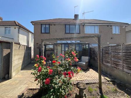 REAR GARDEN approx 60ft