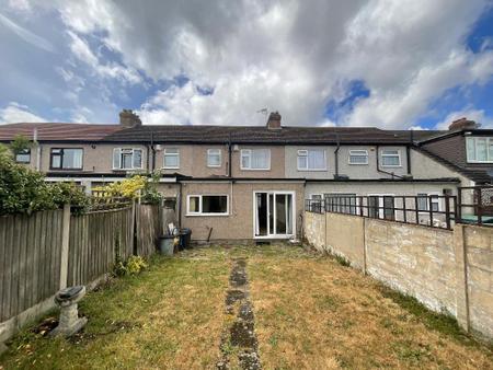 REAR GARDEN approx 60ft