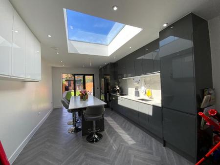 OPEN PLAN KITCHEN/LIVING ROOM 43'11x13'5