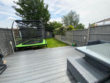 REAR GARDEN approx 60ft