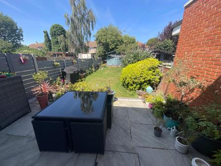 REAR GARDEN approx 60ft