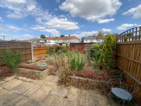 REAR GARDEN approx 60ft