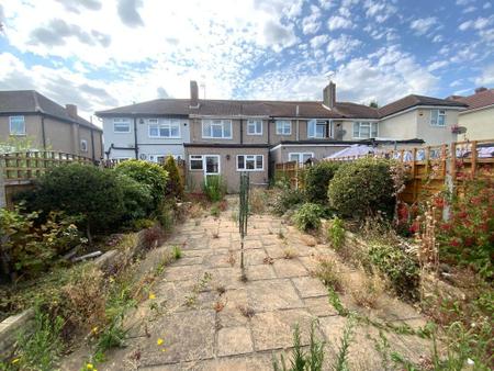REAR GARDEN approx 60ft