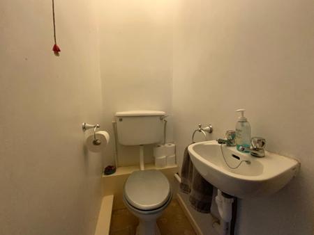 SEPERATE WC