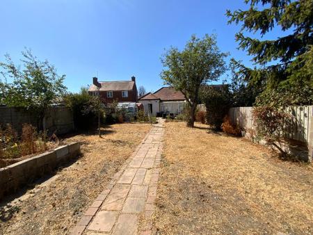 REAR GARDEN approx 80ft