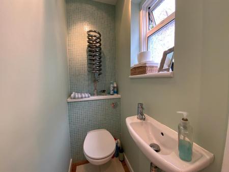 GROUND FLOOR WC