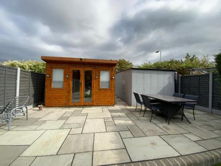 REAR GARDEN approx 70ft
