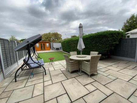 REAR GARDEN approx 70ft