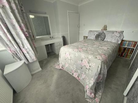 BEDROOM ONE 12'4 x 12'