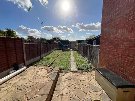 REAR GARDEN approx 60ft