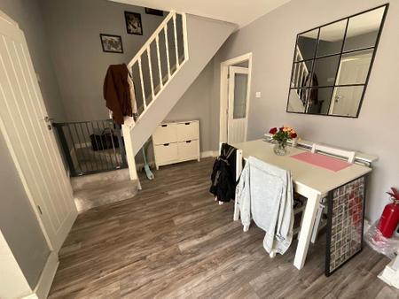 DINING ROOM 13'3 x 9'