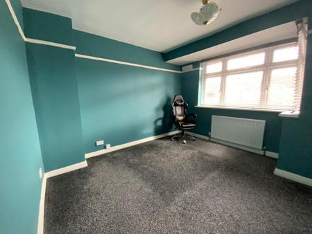 BEDROOM ONE 12'5 x 11'7