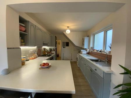 L-SHAPED KITCHEN/DINER 18'11 x 18'3