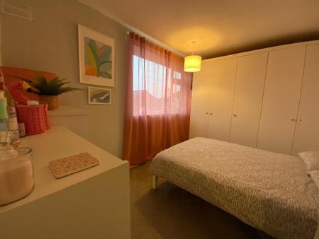 BEDROOM TWO 12'8 x 9'2