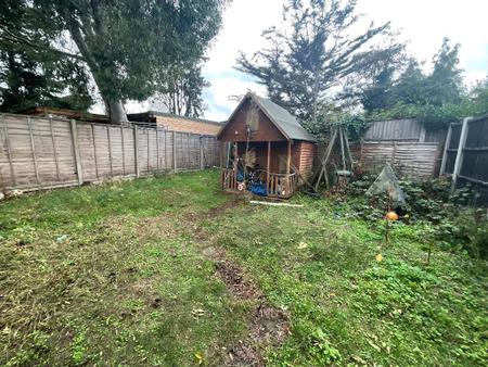 REAR GARDEN approx 100ft