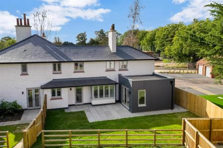 Easthorpe Green Drone WEB PH-9.jpg