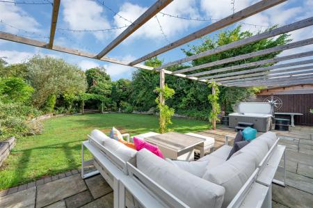 9 Willow Lane EXTs WEB PH-17.jpg