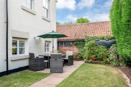 Beverly House WEB PH-33.jpg