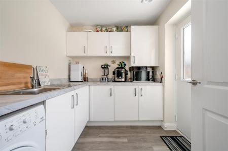 16 Penson Gardens WEB PH-59.jpg