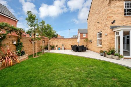 16 Penson Gardens WEB PH-18.jpg