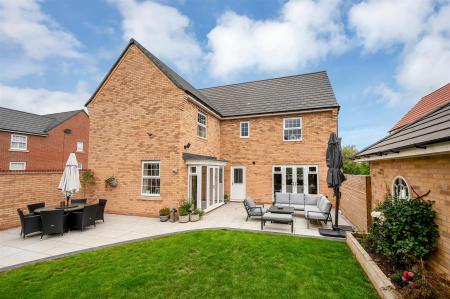 16 Penson Gardens WEB PH-20.jpg