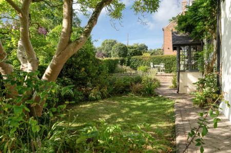 The Cottage Revisit PH-6.jpg