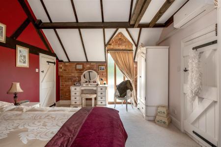 The Covert, Elton WEB PH-81.jpg