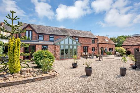 The Covert, Elton WEB PH-42.jpg