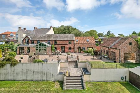 The Covert, Elton WEB PH-12.jpg