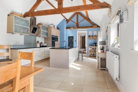 The Long Barn WEB PH-30.jpg