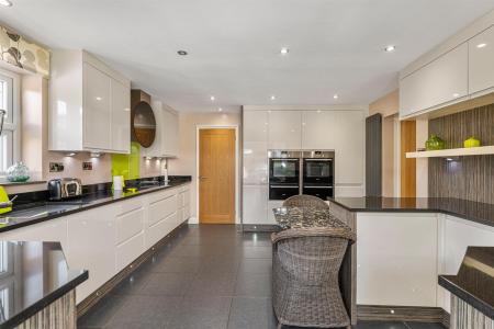 Tinkers Lodge-07.jpg