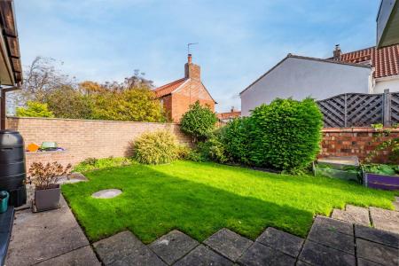 Hollies Farm-08.jpg