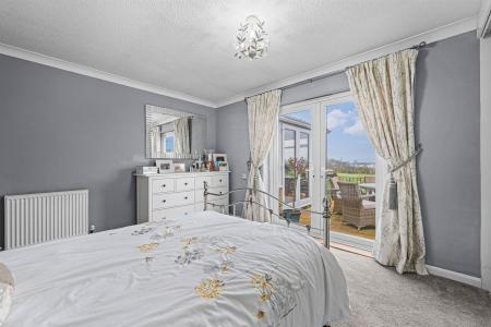 6 Sedgebrook Road-9.jpg