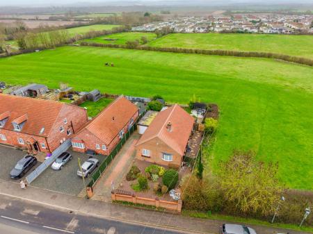 6 Sedgebrook Road-4.jpg